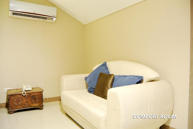 W Home Cikatomas Jakarta Exterior foto